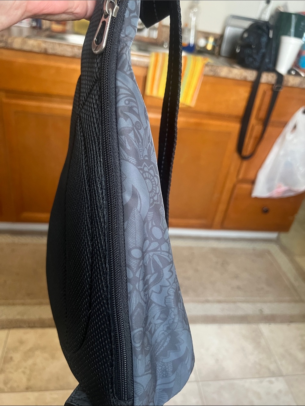 NEW SakRoots On The Go Sling Backpack Indigo Spirit Desert 2 REPREVE Eco-Twill - Picture 7 of 8